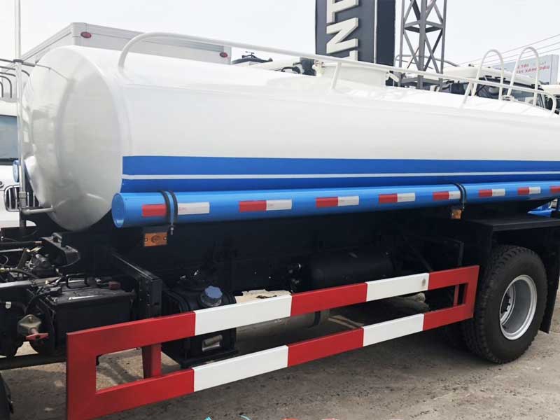 Xe xi téc phun nước Dongfeng 5m3