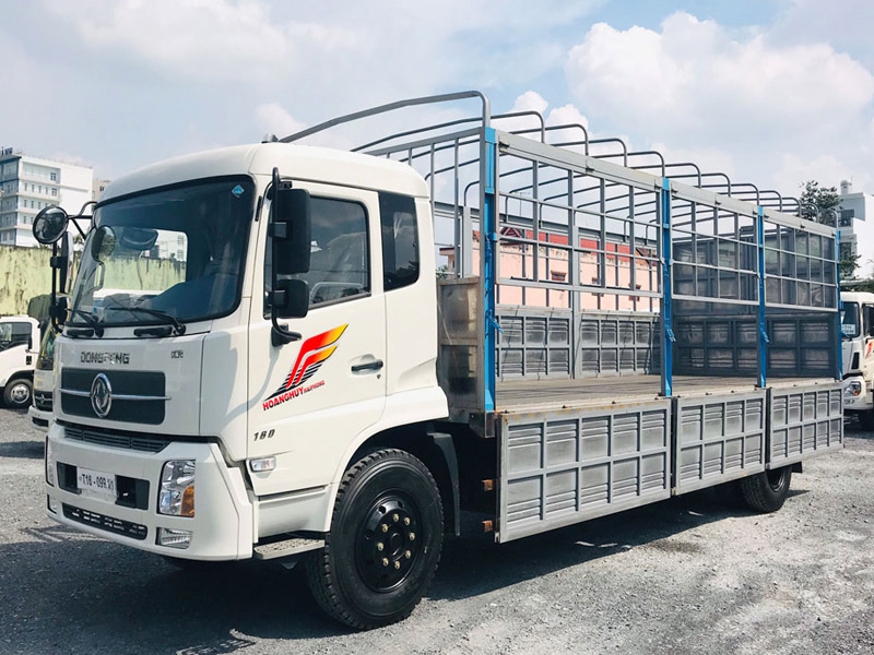 Xe tải Dongfeng B180 trọng tải 9 tấn thùng mui bạt