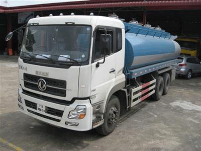 Xe xitec chở xăng dầu Dongfeng 25m3 nhập khẩu